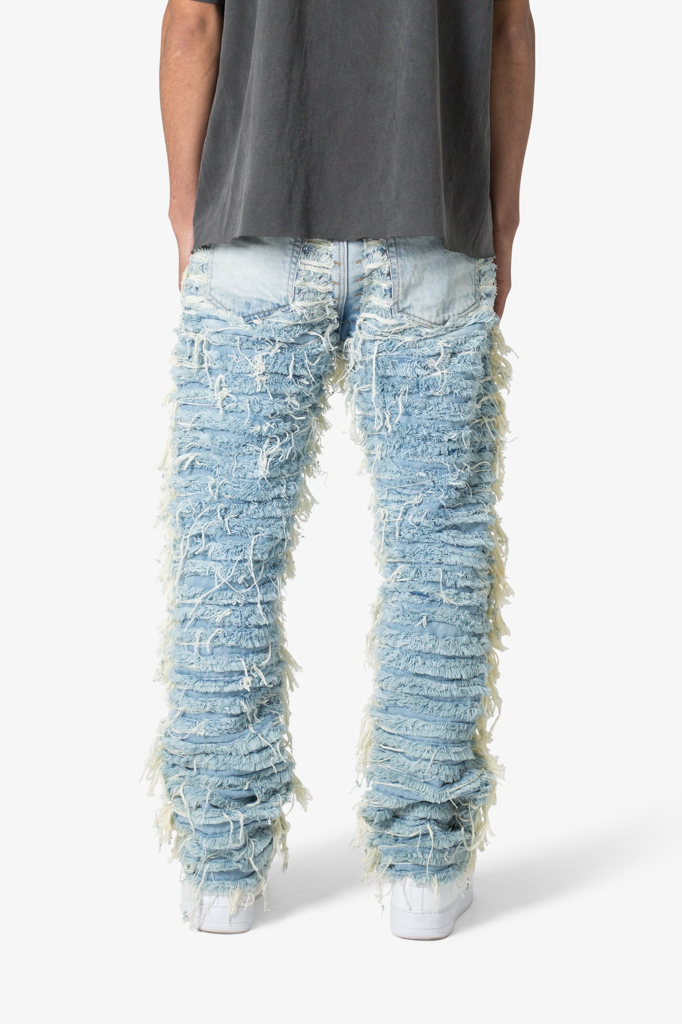 V631 Baggy Frayed Denim | Blue