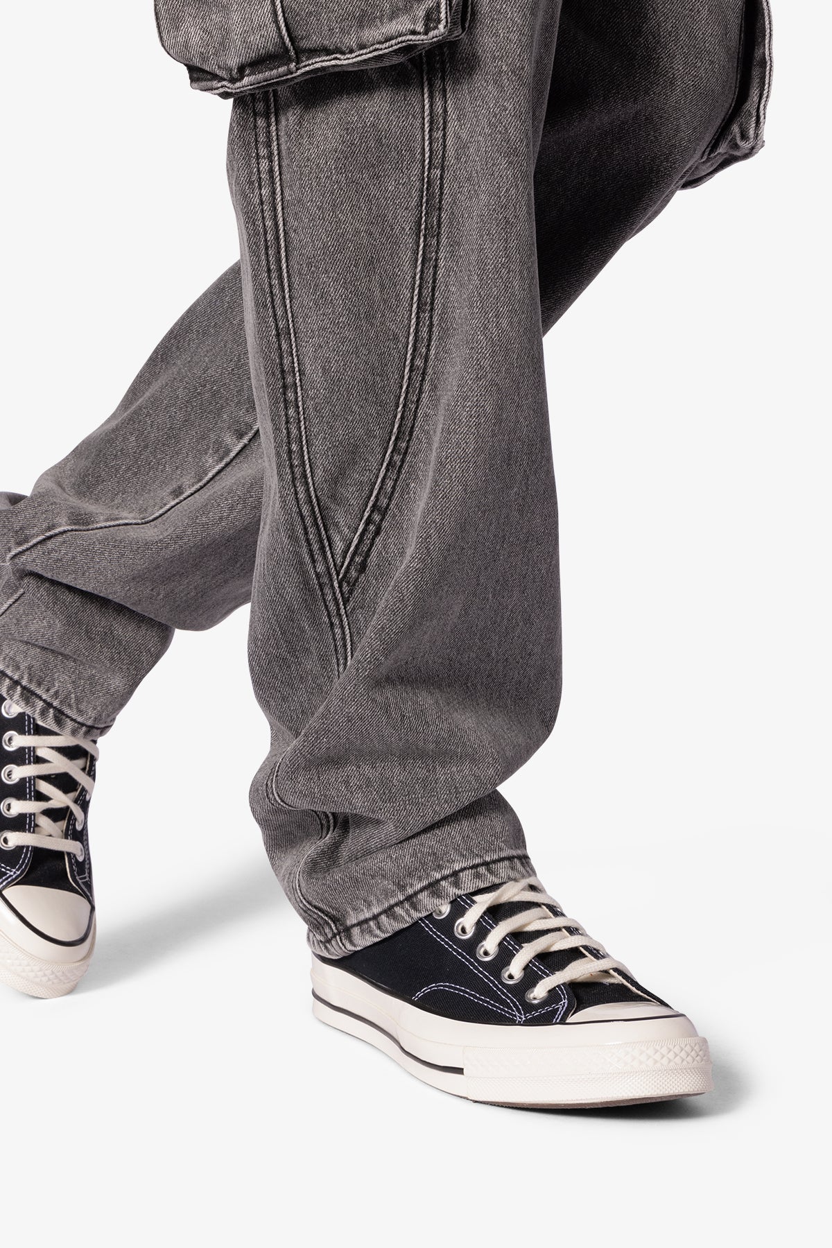 V652 Owl Grey Cargo Pants | Grey
