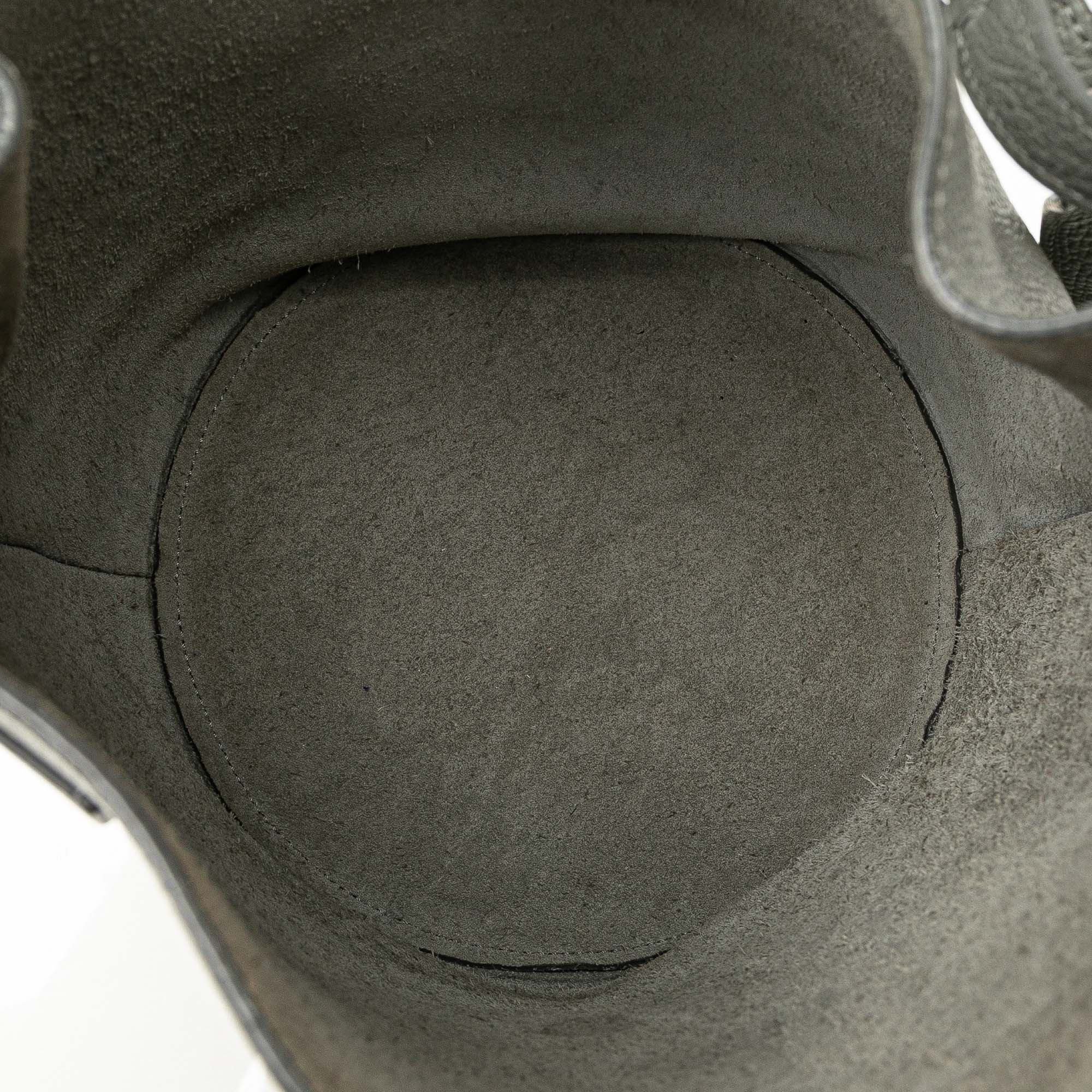 Celine | Pre-Owned Leather Big Bag Bucket | Brown/Beige