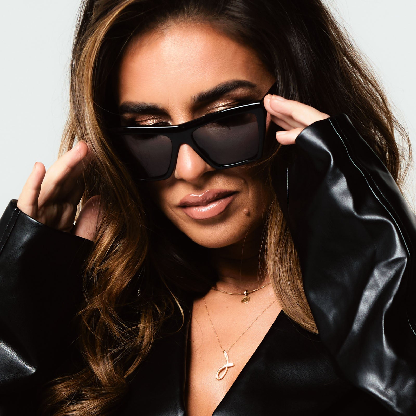 Womens | Vivi Sunglasses | Black | Grey Lenses