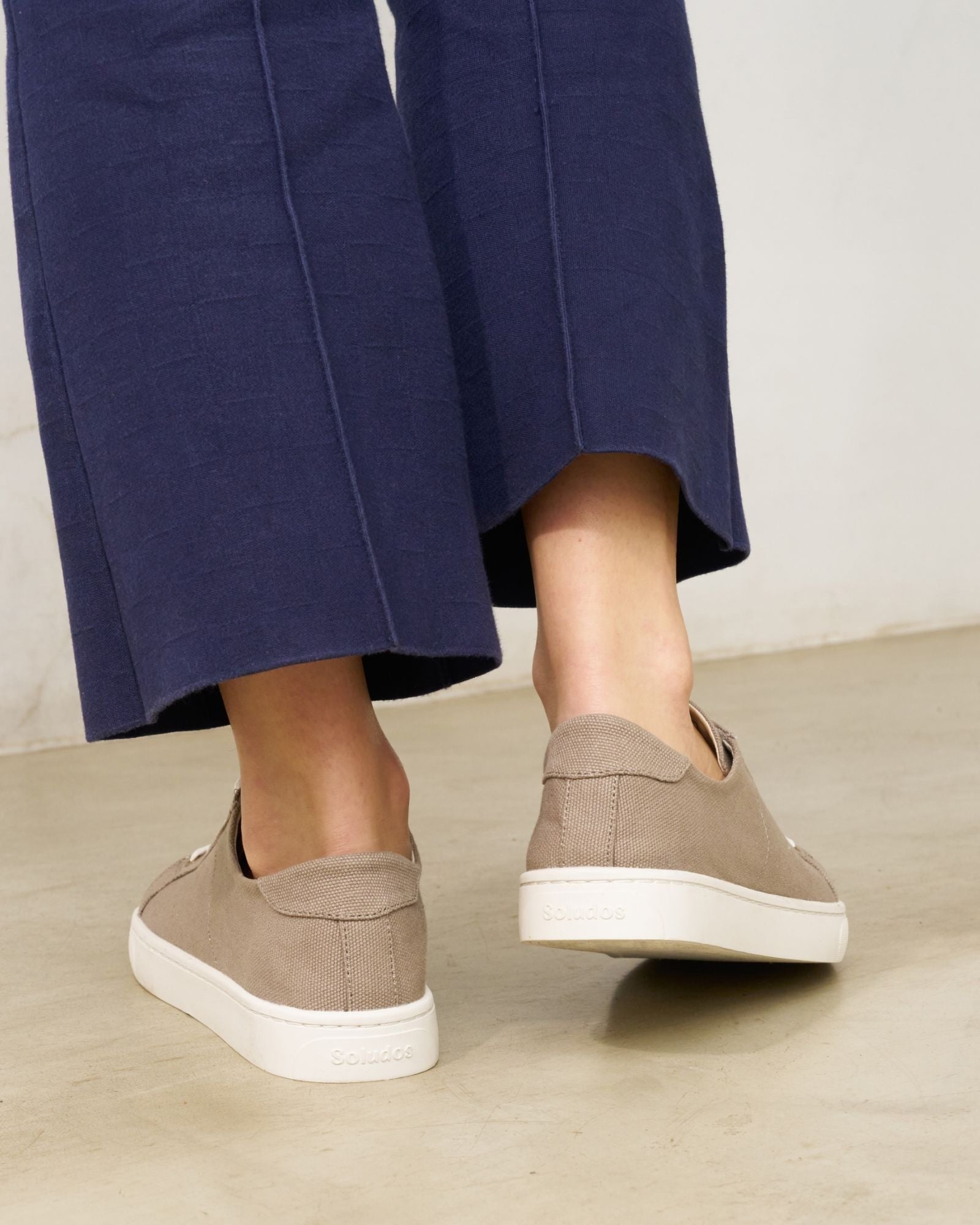 Womens | Ibiza Canvas Sneaker | Cafe Taupe
