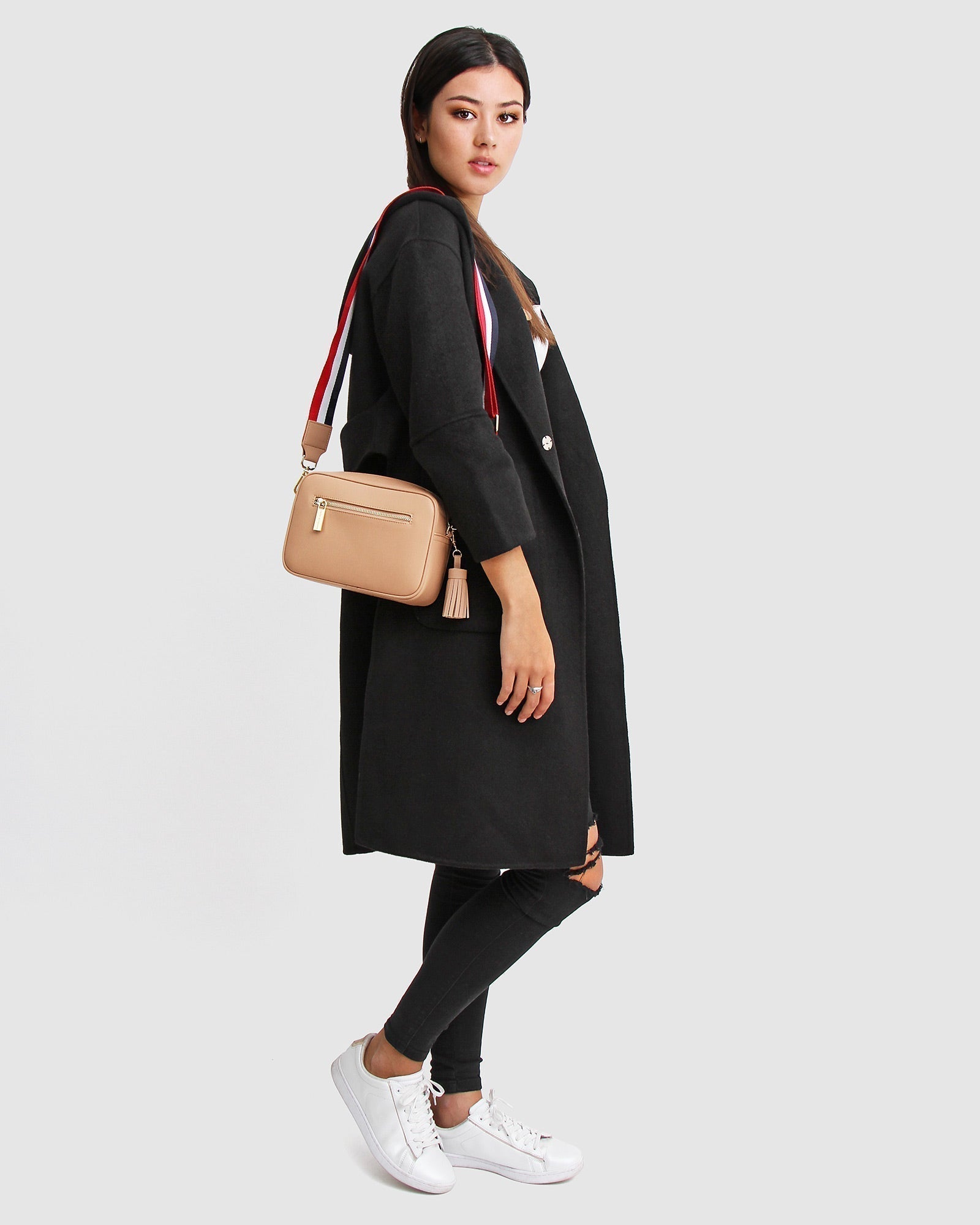 Walk-This-Way-oversized-coat-black-bag_2128f4d3-d28a-41e7-8ddb-d9a709d863b4.jpg