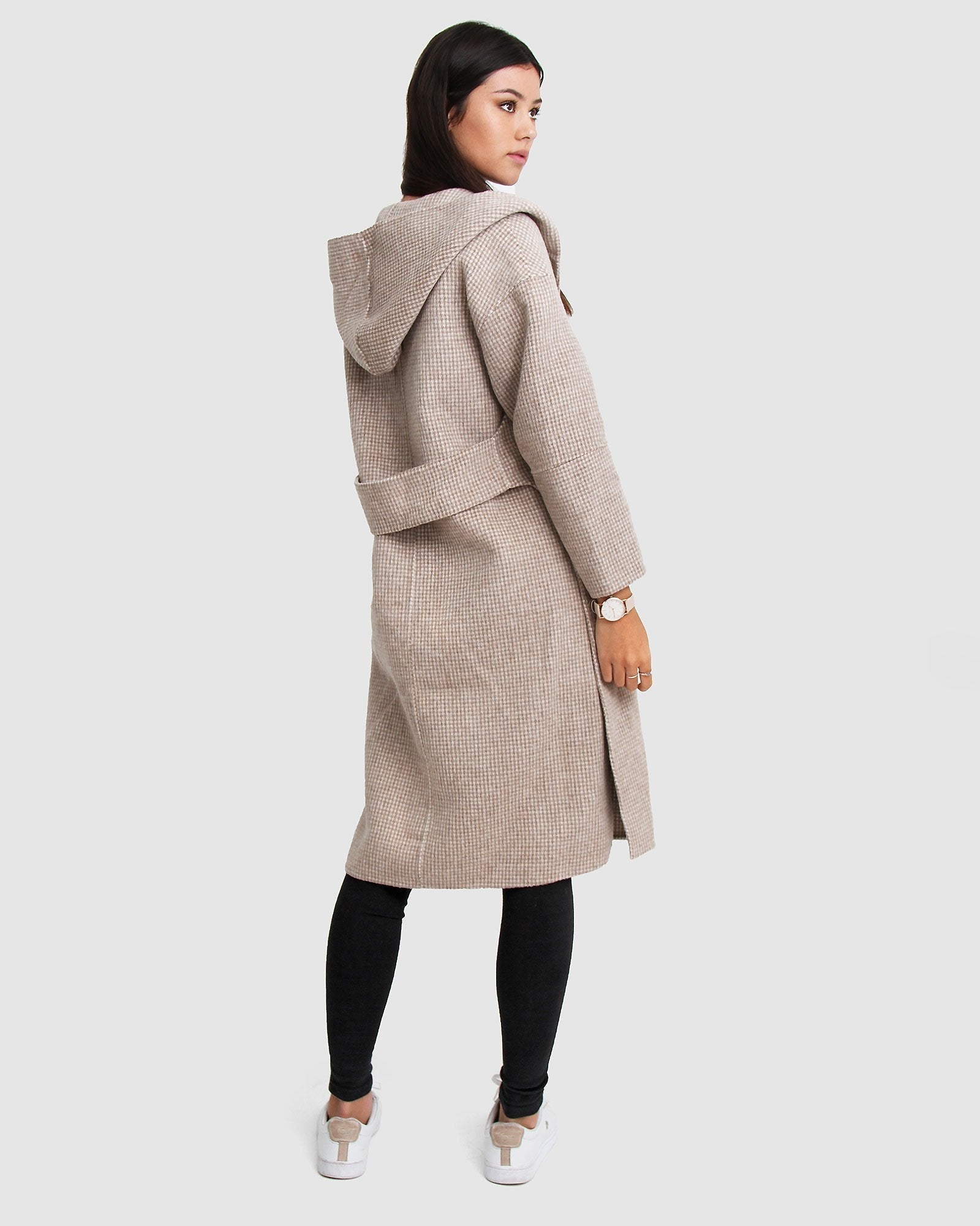 Walk-This-Way-wool-oversized-coat-beige-check-back_80d5b4a9-088d-4a7f-9dbf-0ce8801a36cd.jpg