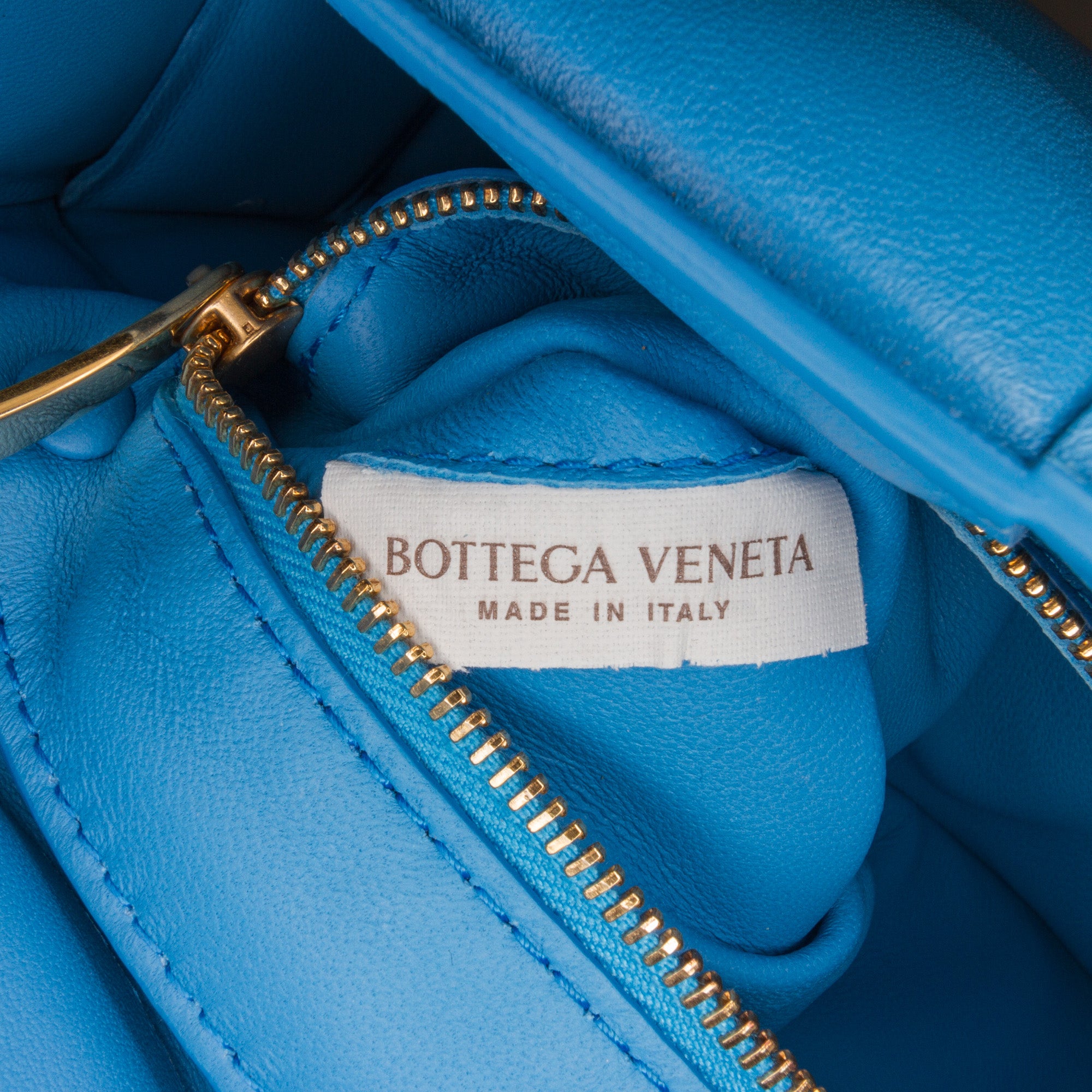 Bottega Veneta Pre-Owned Lambskin Intrecciato Padded Chain Cassette Satchel | Women | Blue