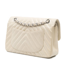 Chanel | Pre-Owned Small Classic Chevron Lambskin Double Flap | White/Off White