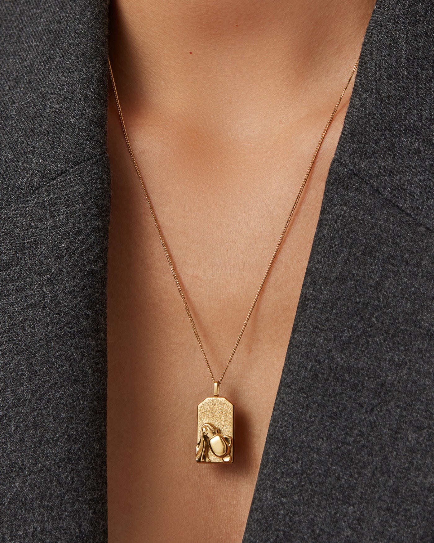 The Aquarius Zodiac Pendant Necklace | 14K Gold-Plated Steel