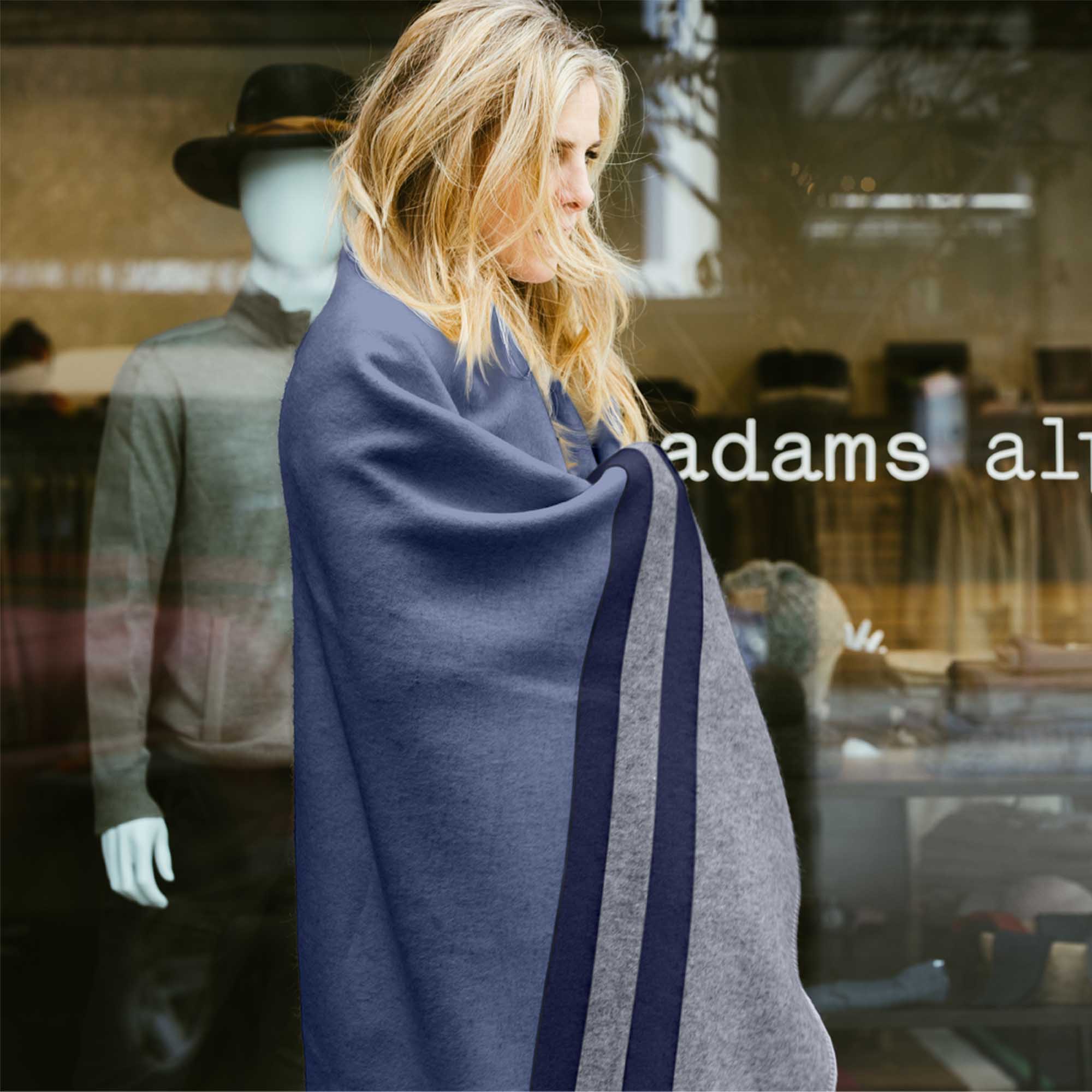 Unisex | Aspen Cape | Denim Blue / Light Grey / Navy