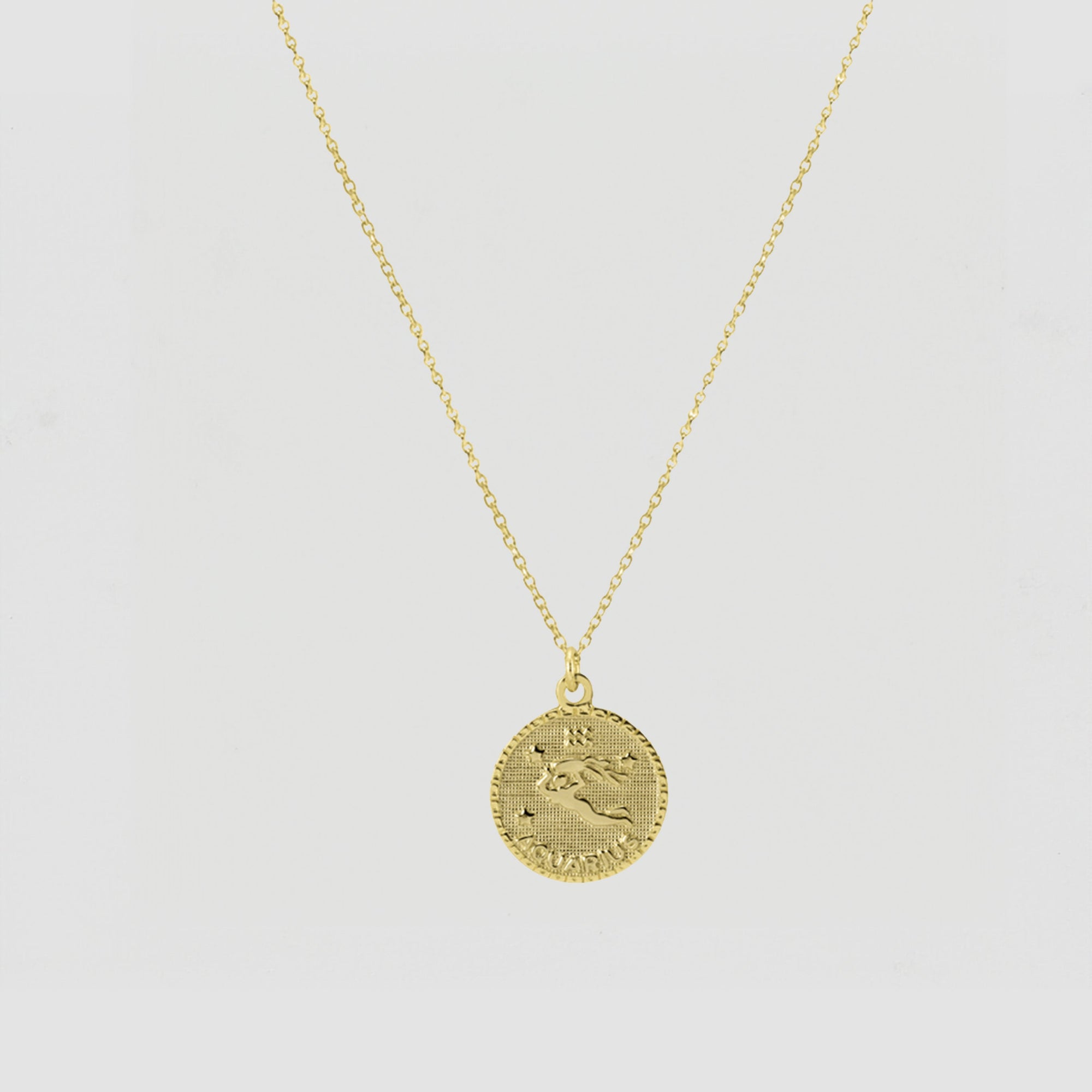 The Zodiac Medal Necklace Aquarius | Gold Vermeil