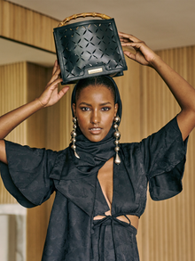 Nuur Bag | Almond Noir