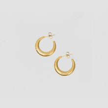 The Bold Linear Hoops | Gold