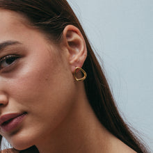 THE BOLD TRIANGLE EARRING STUDS - The M Jewelers