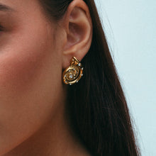 THE PAVE HEIRLOOM SEASHELL STUD EARRINGS - The M Jewelers