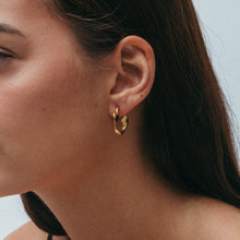 THE TWIST FIGURE EARRING STUDS - The M Jewelers