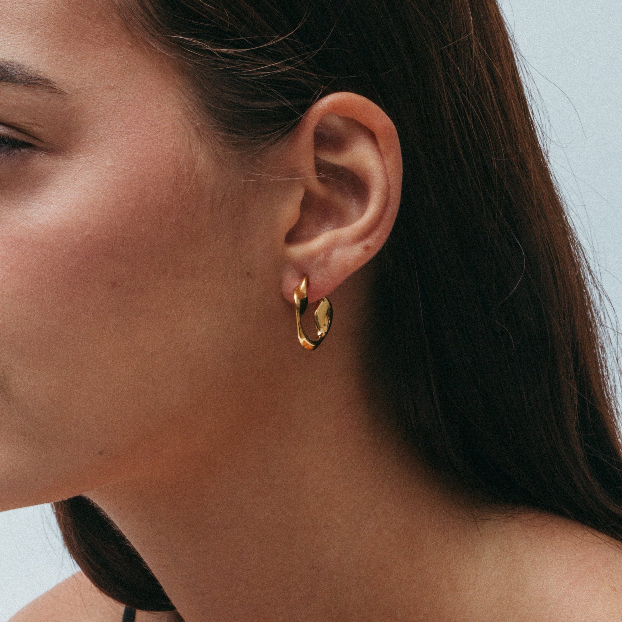 THE TWIST FIGURE EARRING STUDS - The M Jewelers