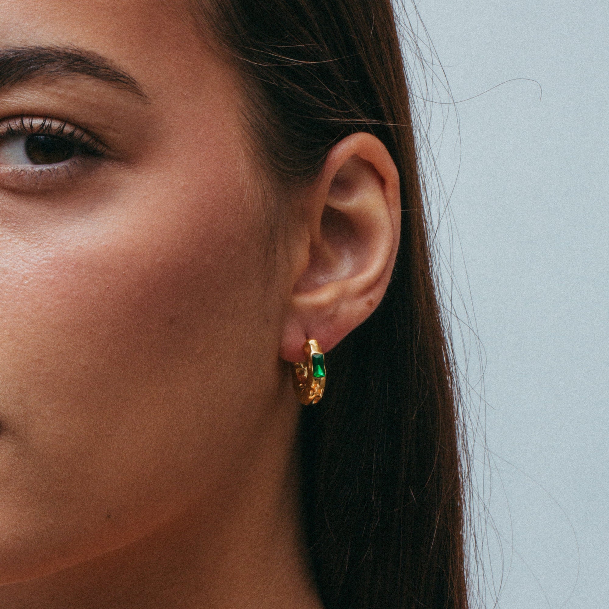 THE COLORED STONE HAMMERED EARRINGS - The M Jewelers