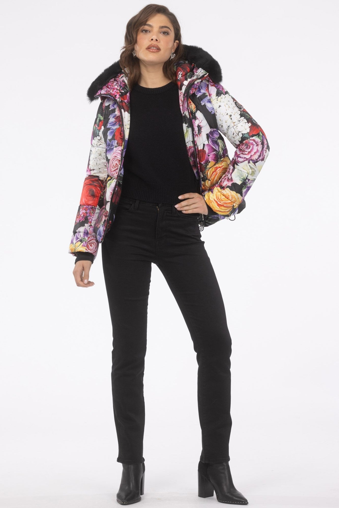 Après-Ski Jacket With Detachable Toscana Shearling Lamb Hood Trim | Women | Black Floral x Black