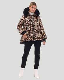 Après-Ski Jacket With Detachable Toscana Shearling Lamb Hood Trim | Women | Brown Leopard x Black