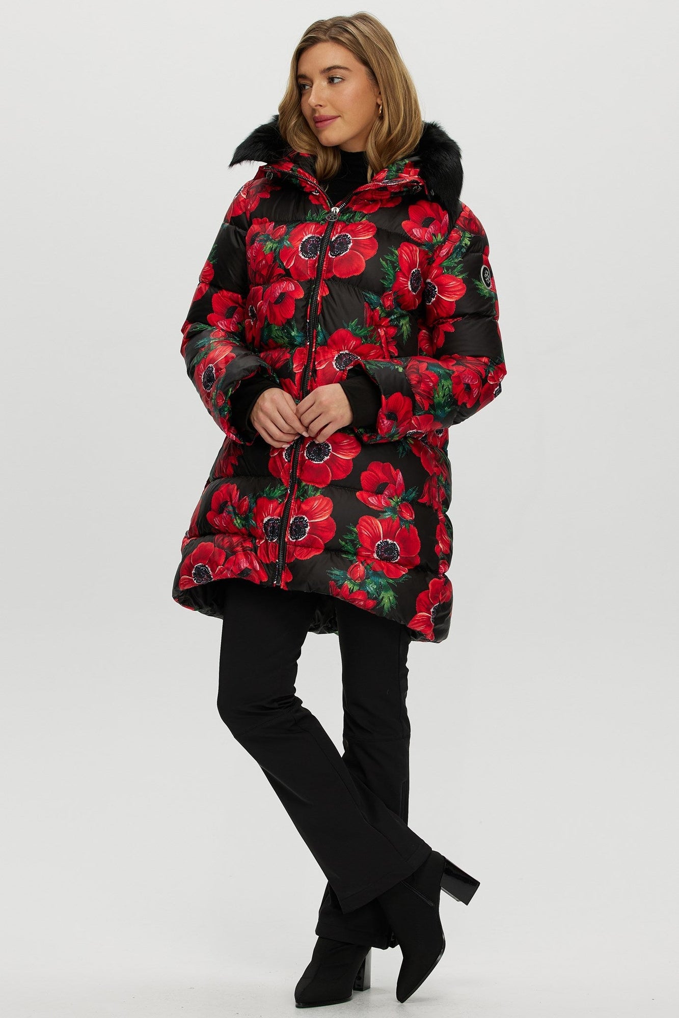 Après-Ski Jacket With Detachable Toscana Shearling Lamb Hood Trim | Women | Black Poppy x Black (V3)