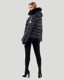 Après-Ski Jacket With Detachable Toscana Shearling Lamb Hood Trim | Women | Black x Black (V5)