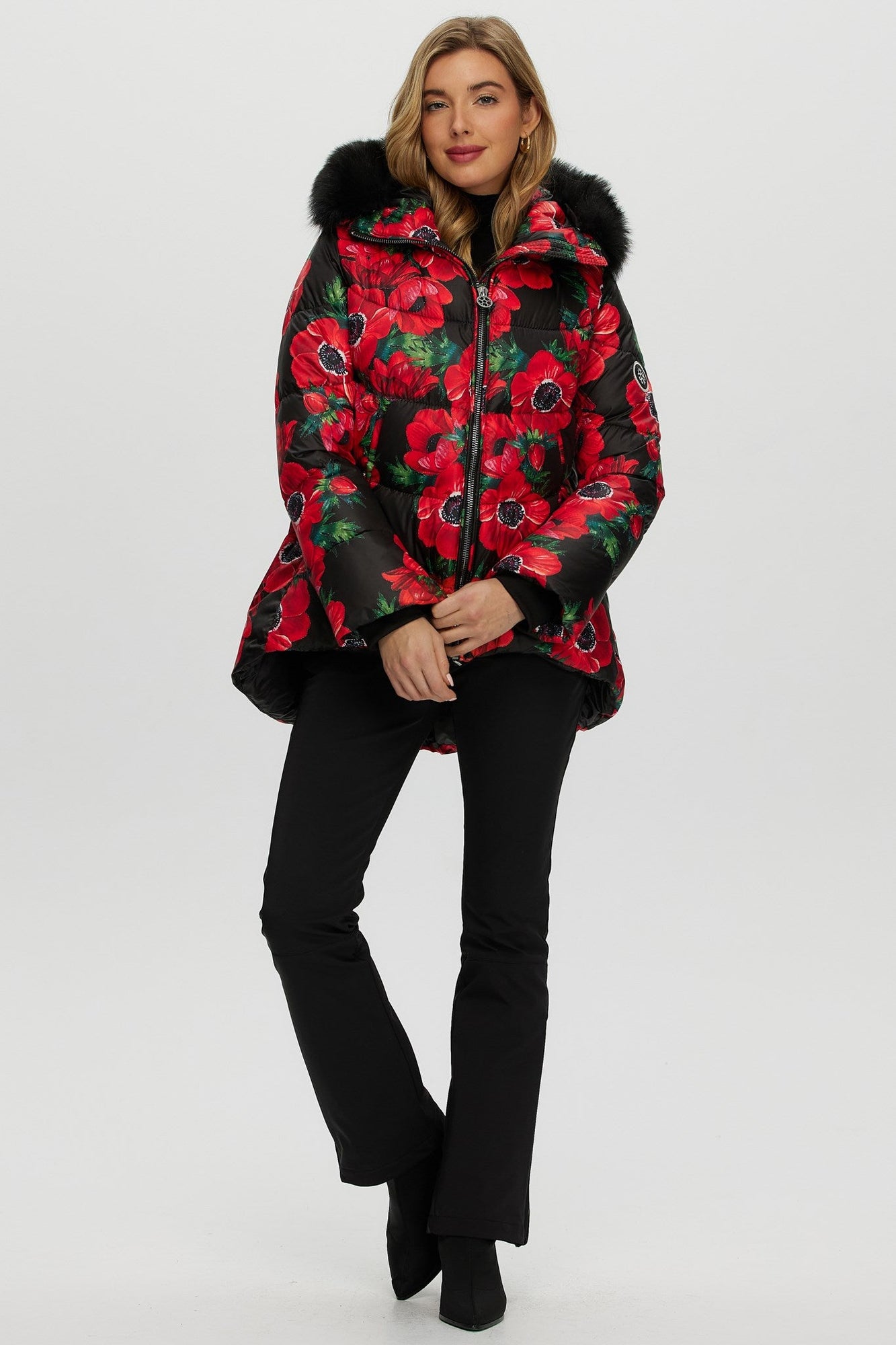 Après-Ski Jacket With Detachable Toscana Shearling Lamb Hood Trim | Women | Black Poppy x Black (V1)