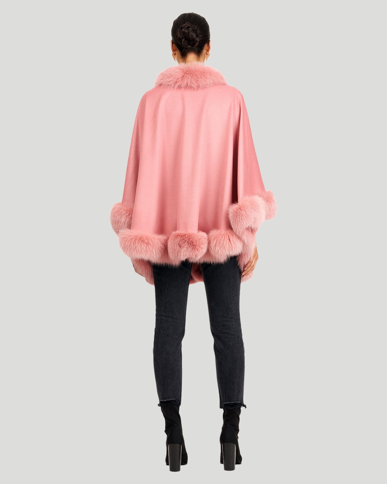 Cashmere Capelet With Fox Trim | Women | Pink