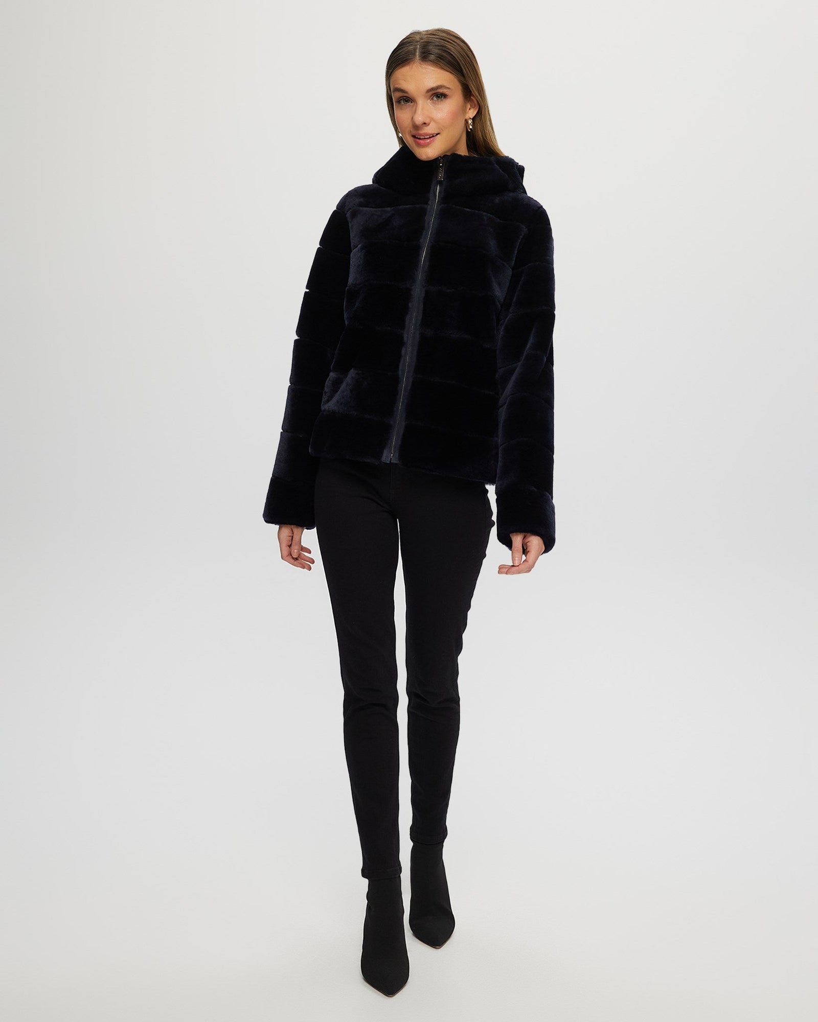 Horizontal Select Shearling Lamb Zip Jacket With Hood | Women | Navy