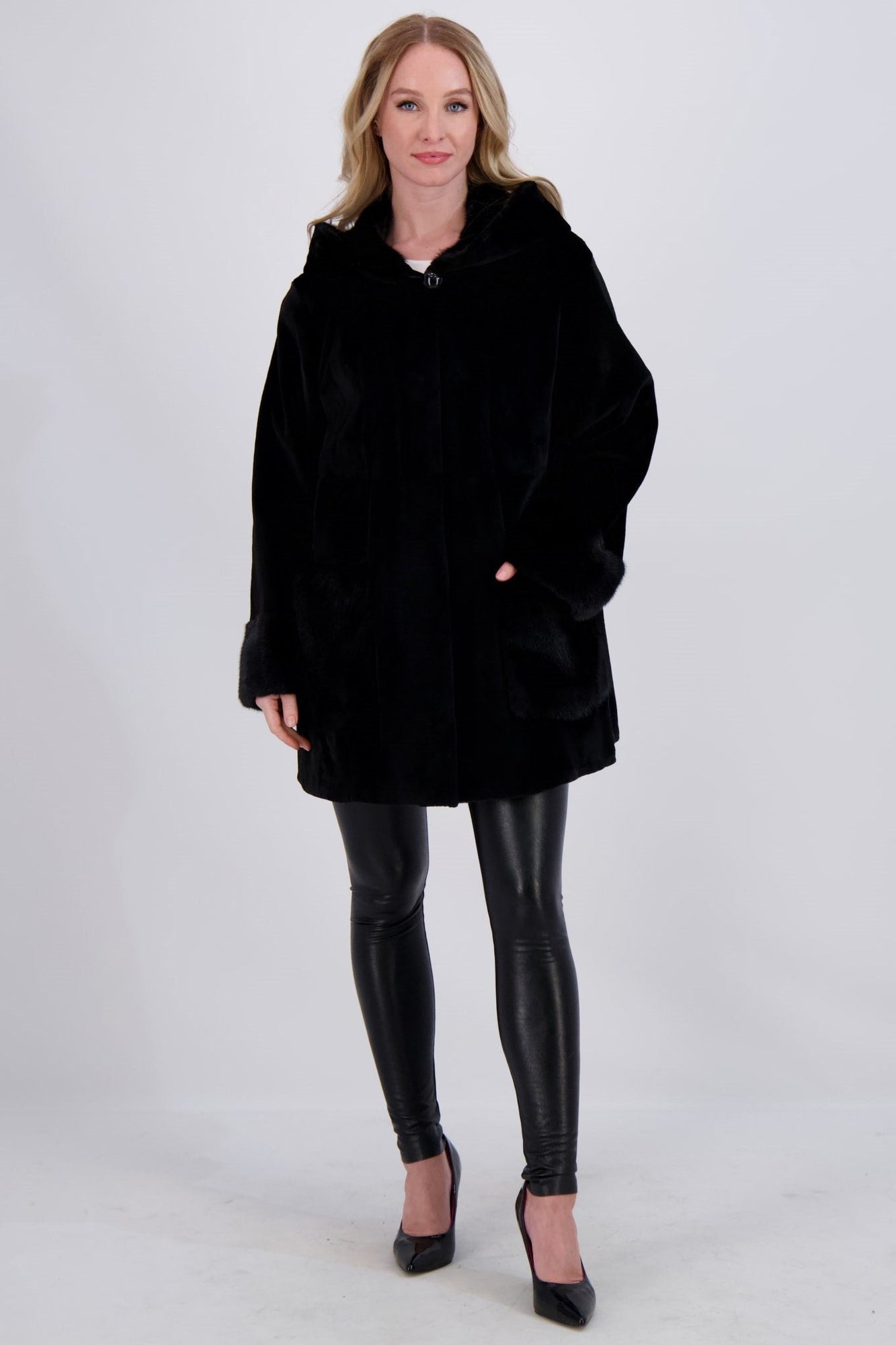 Mink Hooded Jacket | Women | Black