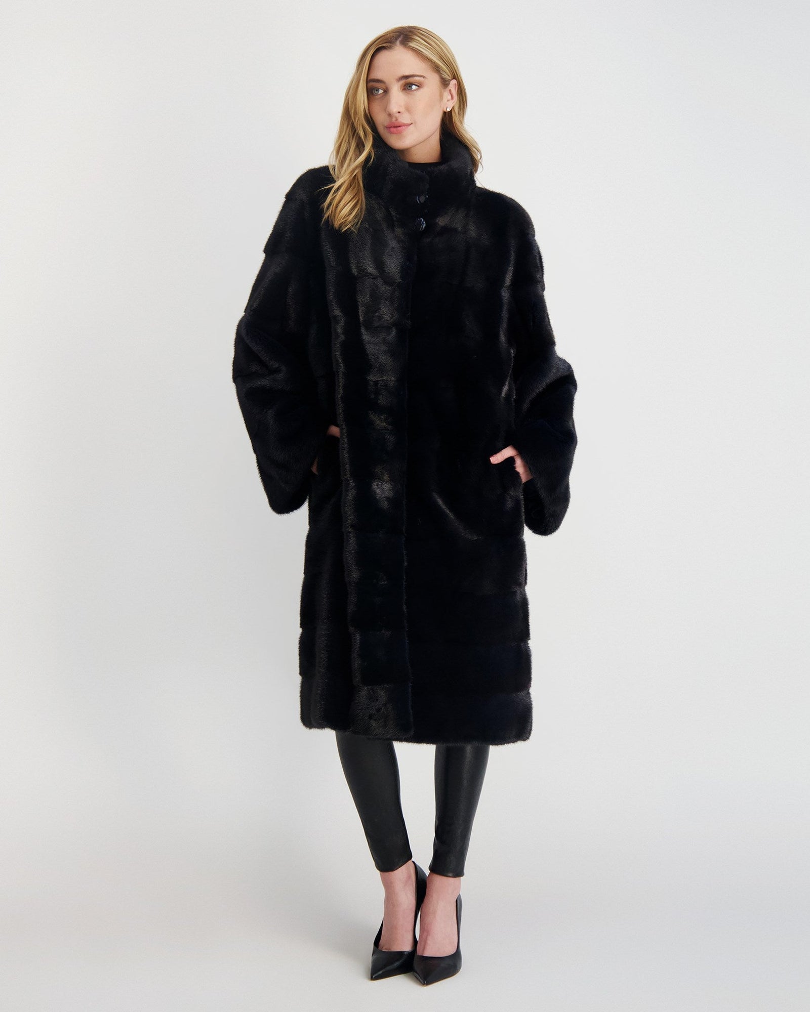 Mink Short Coat | Women | Navy