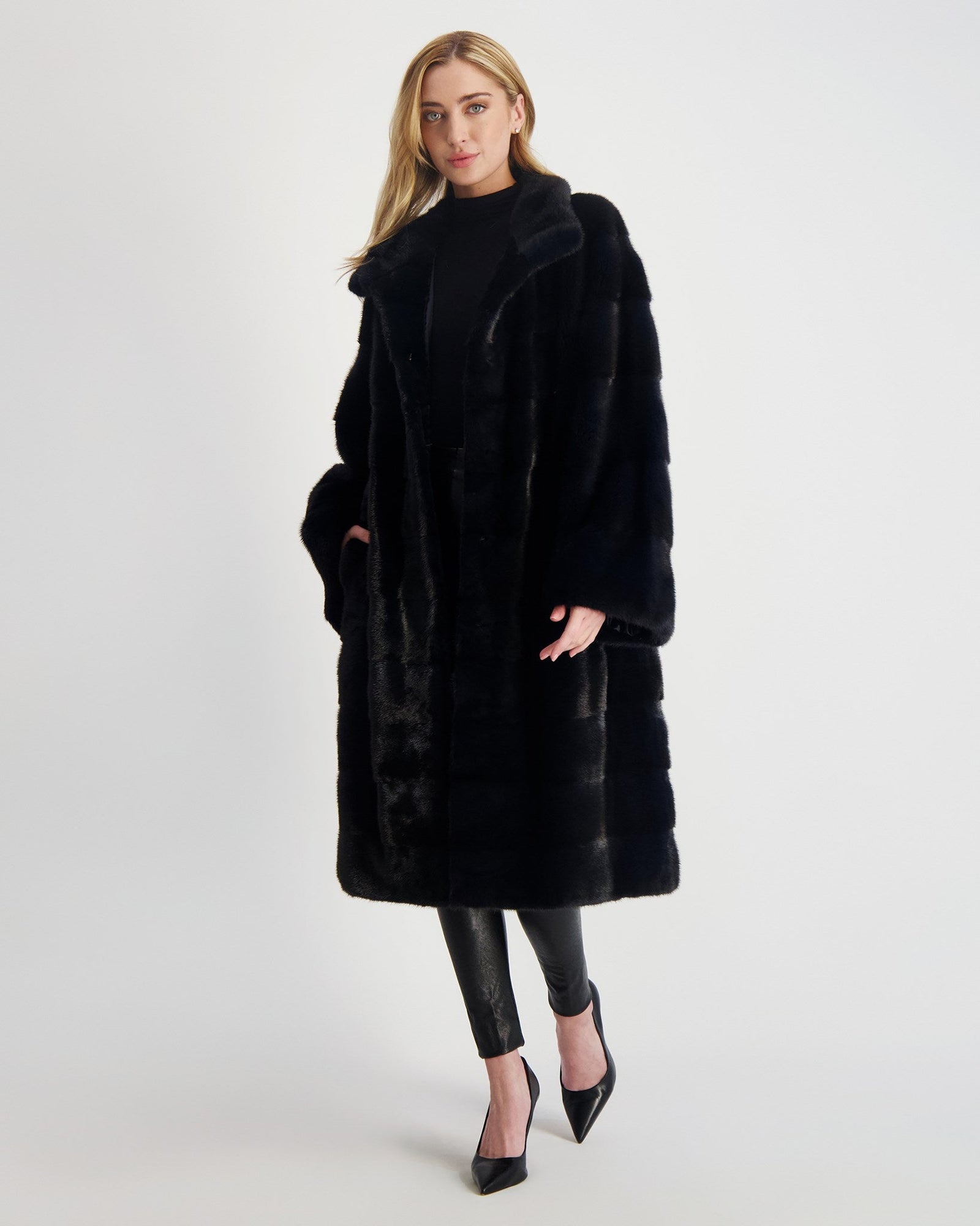 Mink Short Coat | Women | Navy