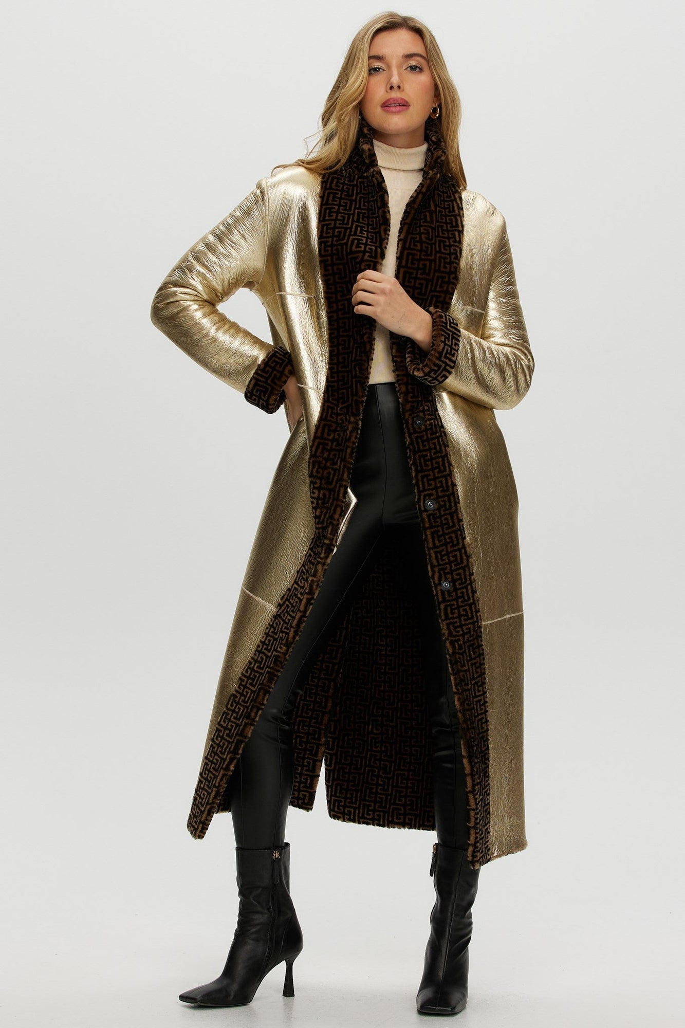 Reversible Merino Shearling Lamb Coat | Women | Brown x Black Print