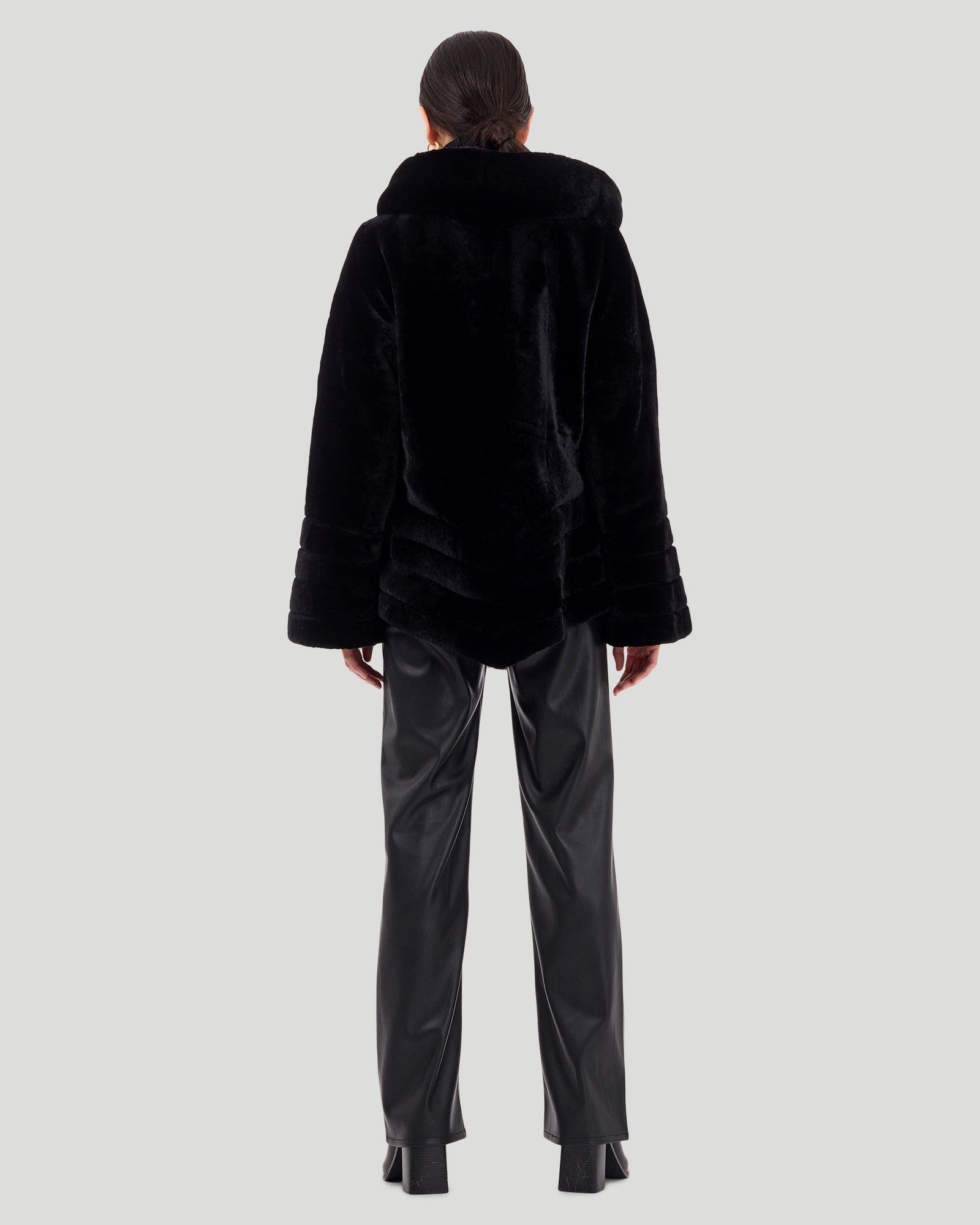 Reversible Select Shearling Lamb Jacket | Women | Black x Black