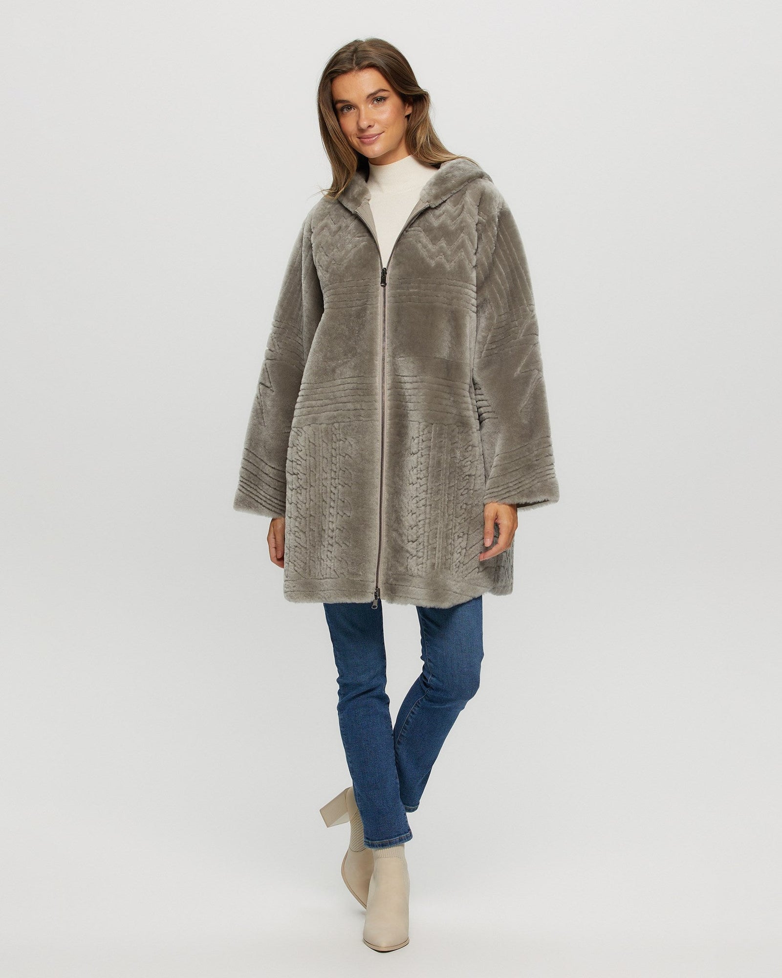 Reversible Select Shearling Lamb Parka With Grooved Pattern | Women | Light Gray