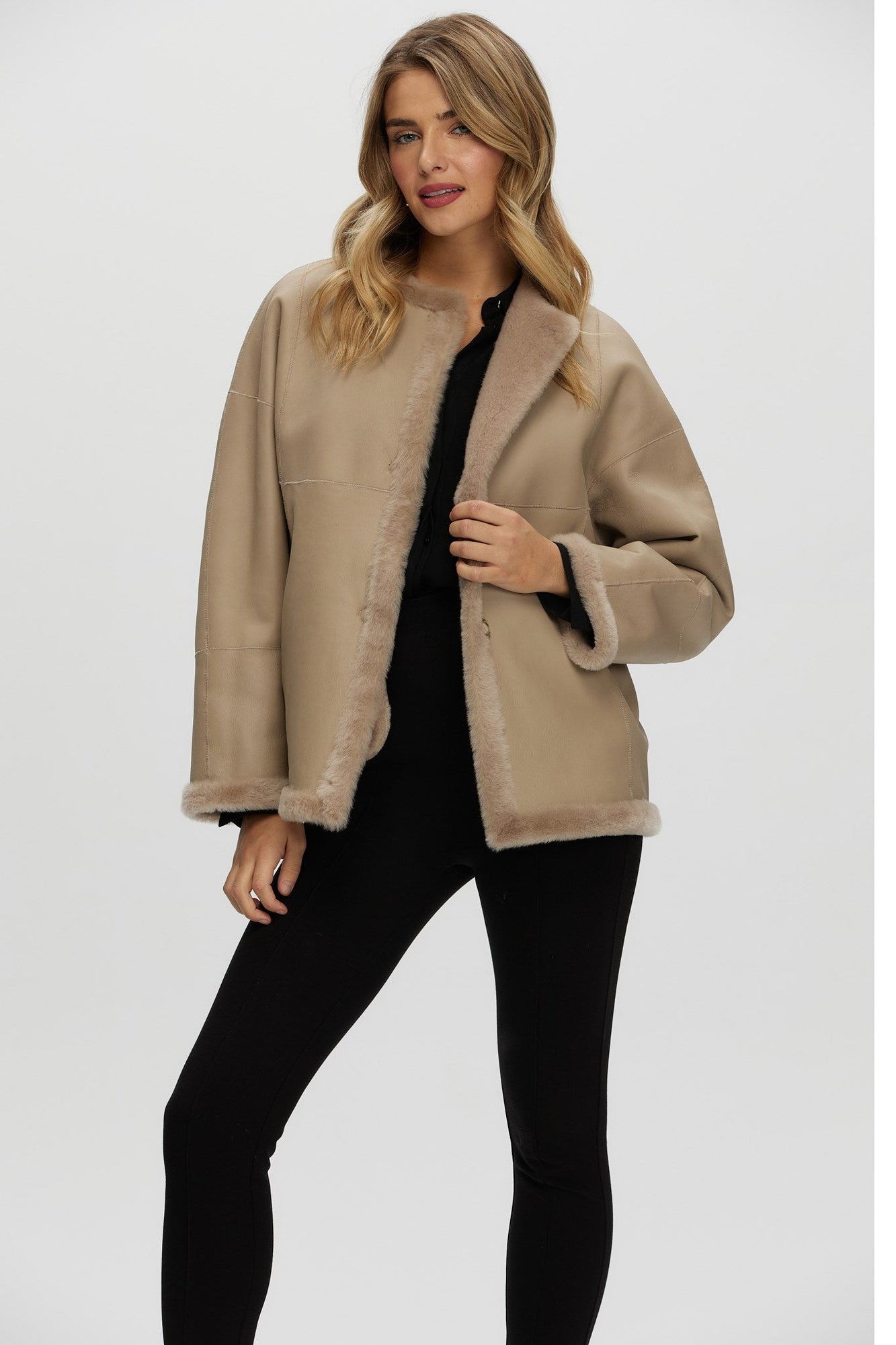 Reversible Shearling Lamb Collarless Jacket | Women | Beige