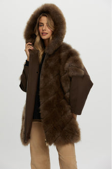 Select Cashmere Goat Diagonal Parka With Loro Piana Cashmere Sleeves And Back | Women | Brown x Brown