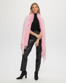 Select Cashmere Stole With Toscana Shearling Lamb Trim | Women | Light Pink