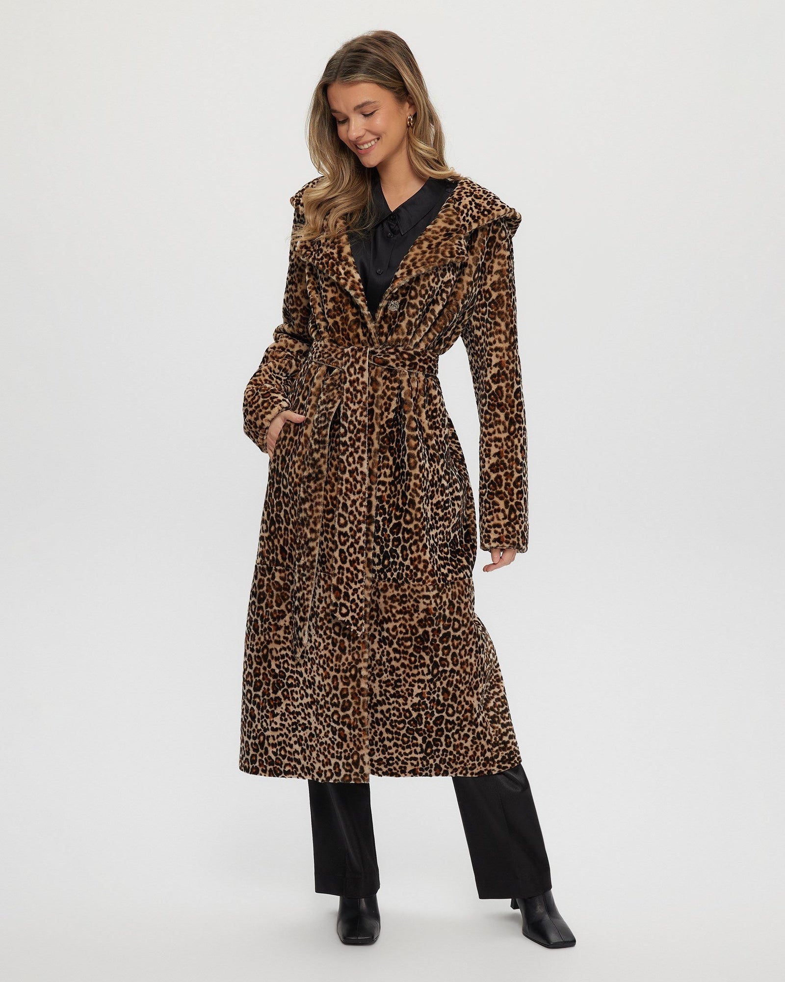 Select Shearling Lamb Coat With Hood | Women | Mini Leopard