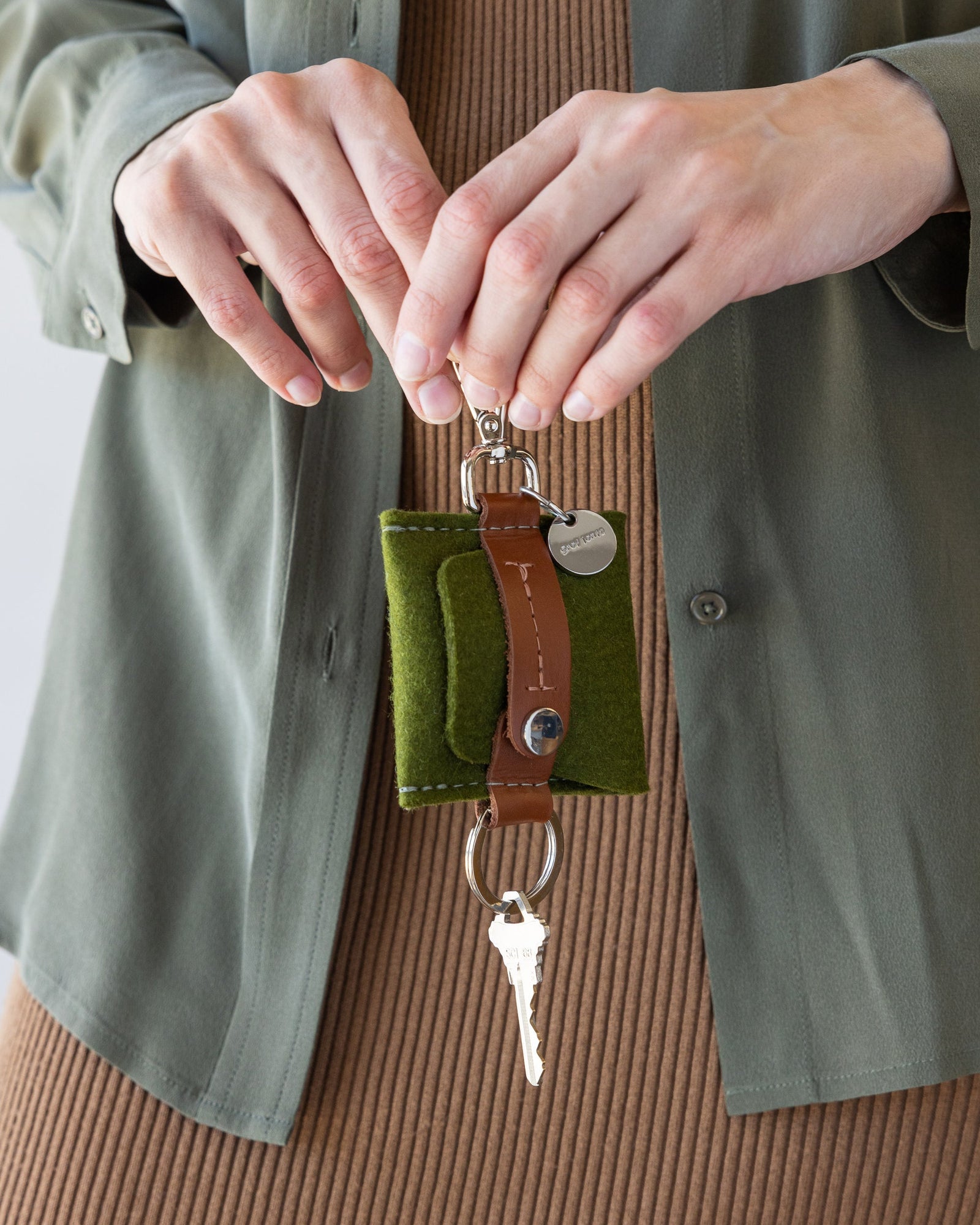 Merino Wool Pod Key Fob | Moss
