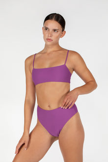 Waikui 2 Bottom | Royal