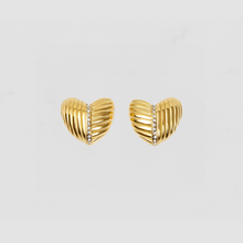 The Linear Pave Heart Earrings | Gold