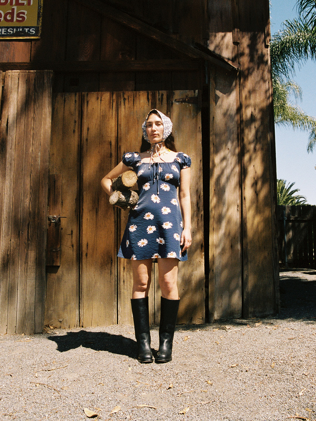 Suzy Dress | Navy Daisy