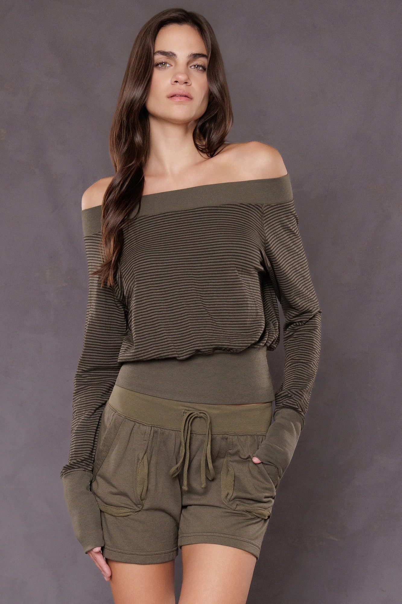 Women | Mini Tonal Stripe Raglan Sleeve Crop Pullover | Olive