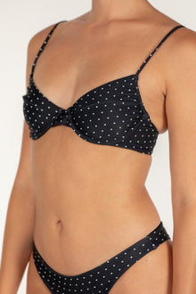 Nava Top | Noir Spot