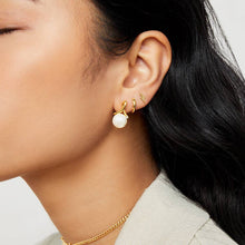 THE ESSENTIAL HUGGIE HOOPS - The M Jewelers