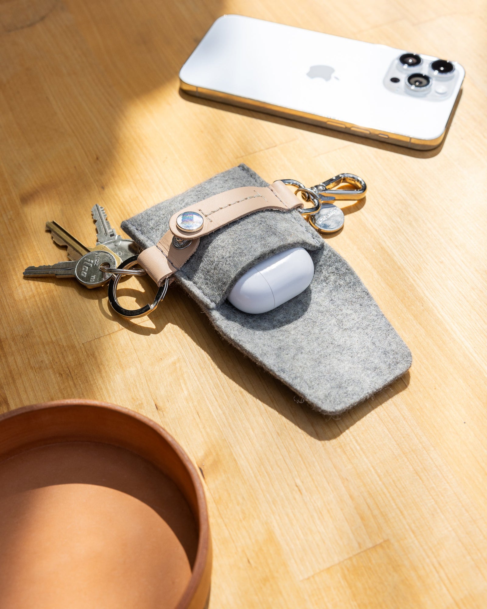 Merino Wool Pod Key Fob | Granite x Natural