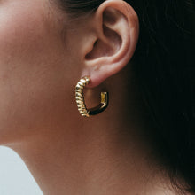 THE LINEAR LUNA EARRINGS - The M Jewelers