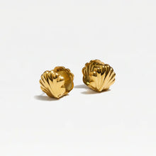 The Tiny Seashell Earrings | 18Kt Gold Vermeil
