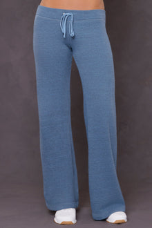 Women | Sherpa Drawstring Flare Sweatpant | Heather/Sky