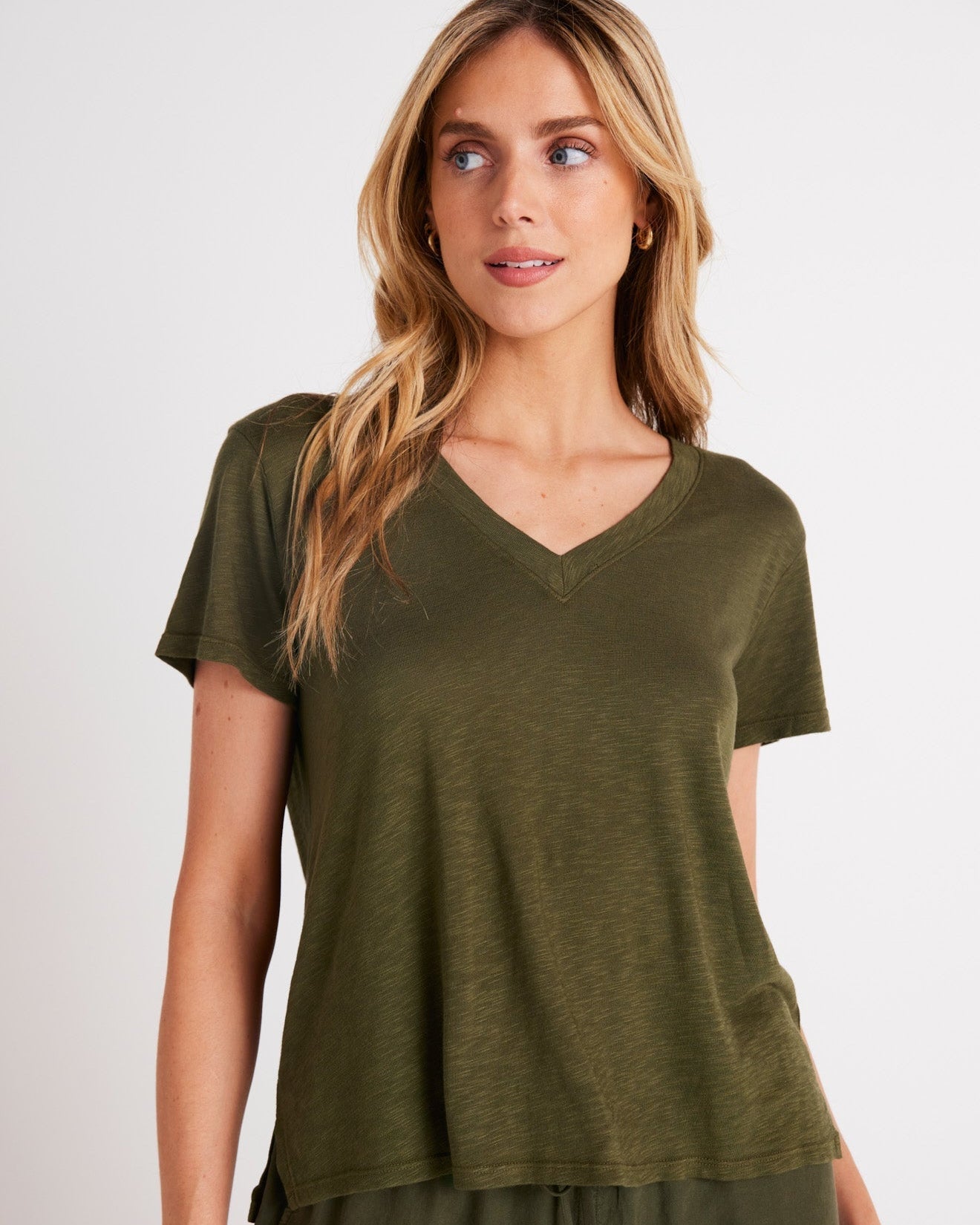 Side Slit V-Neck Tee | Italian Herb