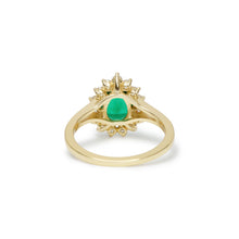THE GREEN GEMSTONE HEIRLOOM RING - The M Jewelers
