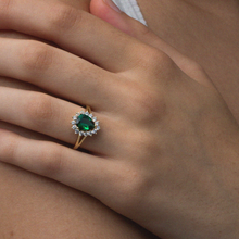 THE GREEN GEMSTONE HEIRLOOM RING - The M Jewelers